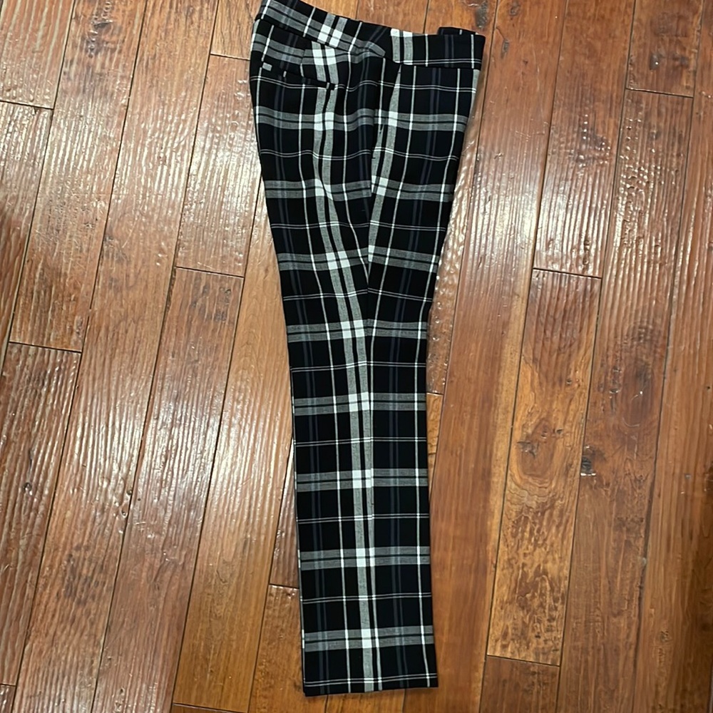 Ann Taylor 4P dress trousers